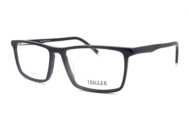 TRG 10011 BLK ANGLE.jpg